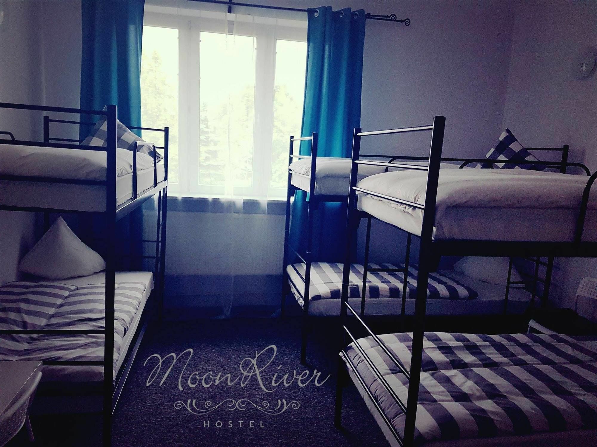 Moonriver Inn Warschau Buitenkant foto